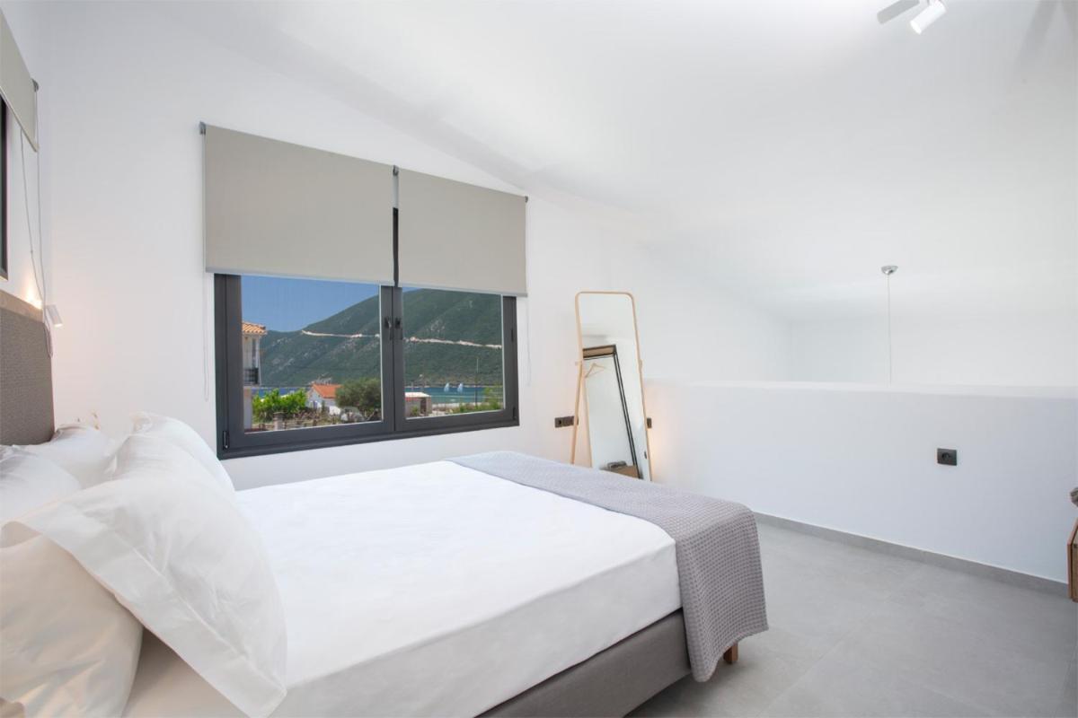 Seascape Villas Vassiliki - Beachfront Villas Ngoại thất bức ảnh